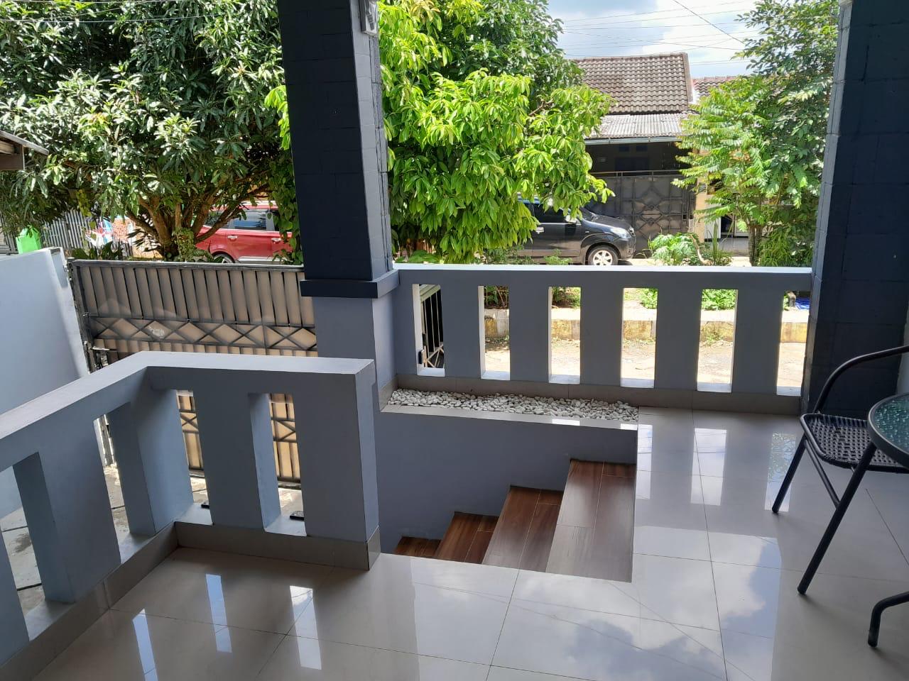 Foto Dijual Cepat Rumah 2 Lantai Full Furnished — Mutiara Bumi Metro, Parungkuda di Perumahan mutiara Bumi Metro (3)